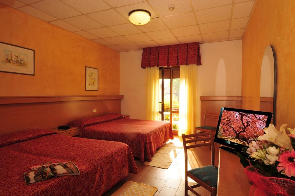 Hotel Al Mare Lido di Jesolo Bilik gambar