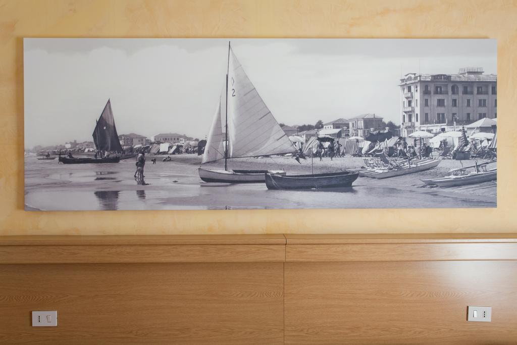 Hotel Al Mare Lido di Jesolo Bilik gambar
