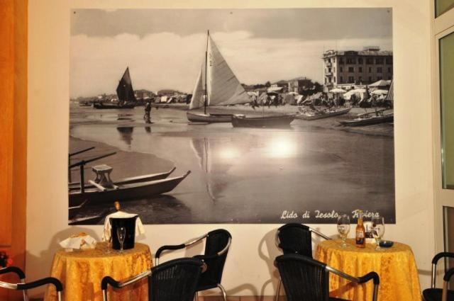 Hotel Al Mare Lido di Jesolo Luaran gambar