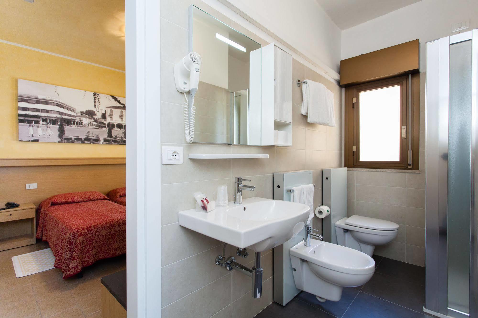 Hotel Al Mare Lido di Jesolo Luaran gambar