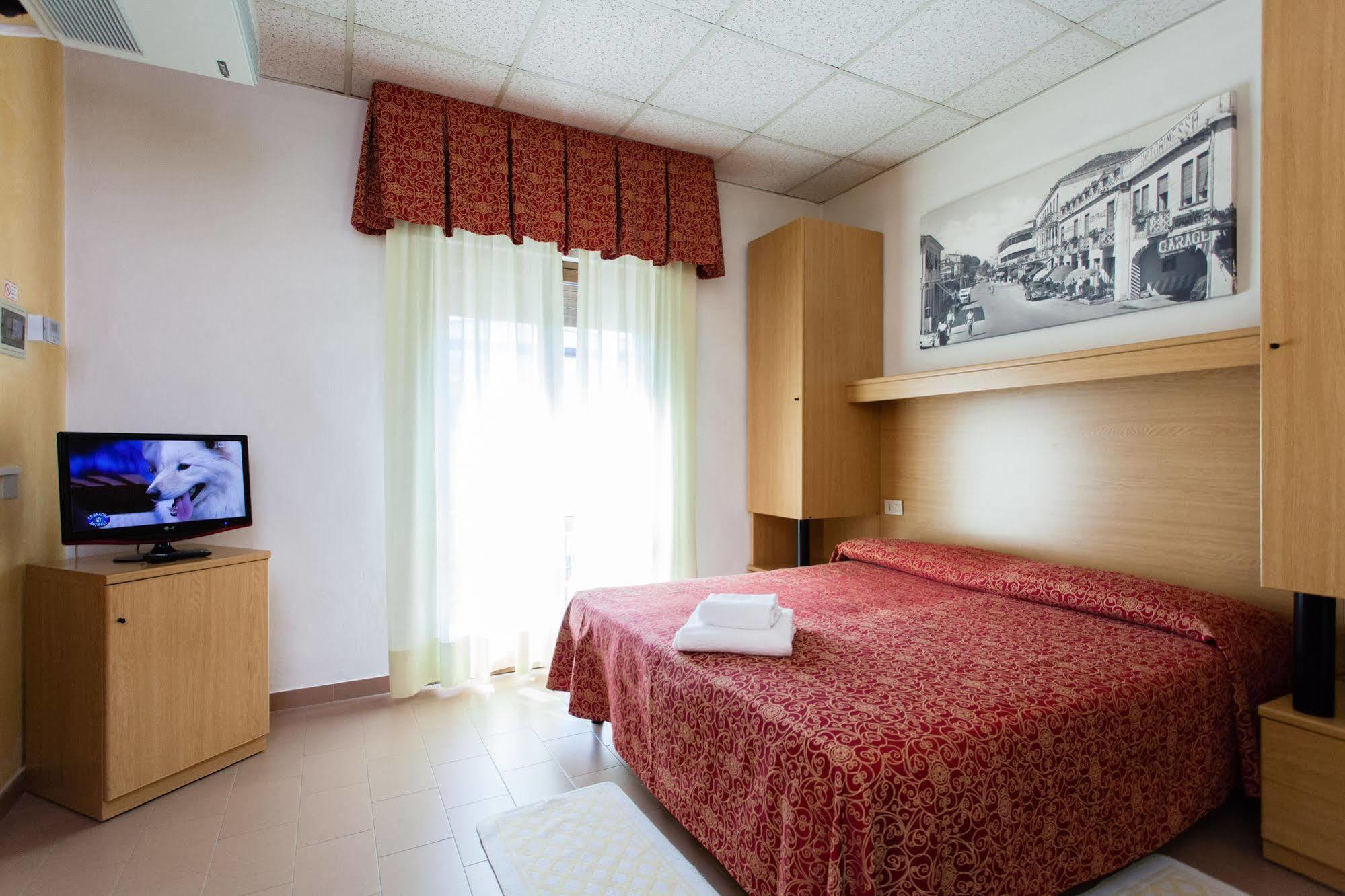 Hotel Al Mare Lido di Jesolo Luaran gambar